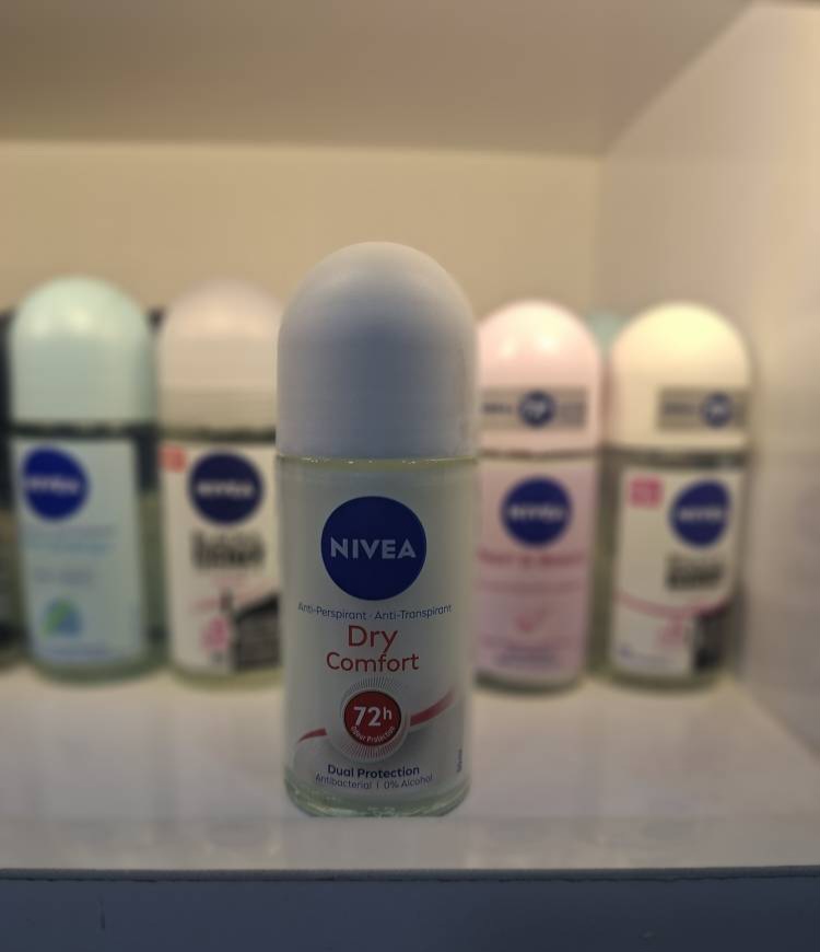 مام رول ضد تعریق زنانه نیوآ آلمان مدل Dry Comfort اورجینال