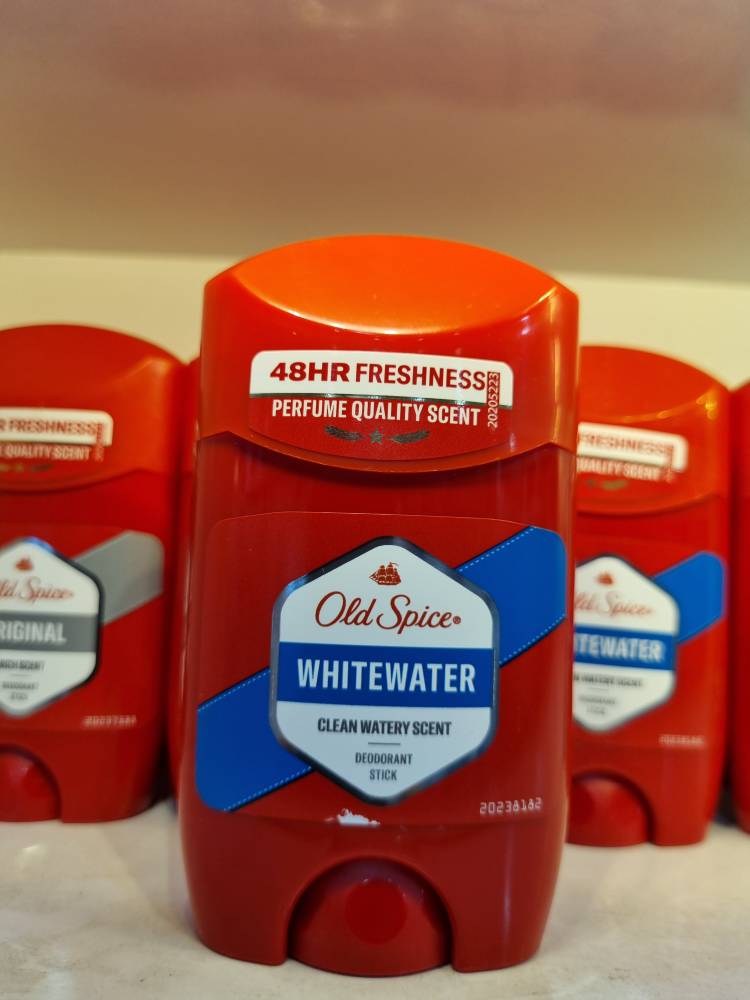 مام استیک ضد تعریق مردانه اولد اسپایس مدل Whitewater